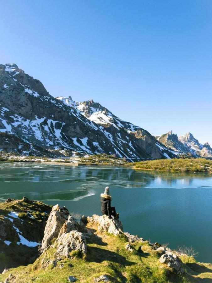 Apartamentos Rurales La Laguna Somiedo Valle de Lago Экстерьер фото