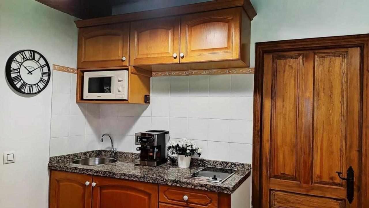 Apartamentos Rurales La Laguna Somiedo Valle de Lago Экстерьер фото