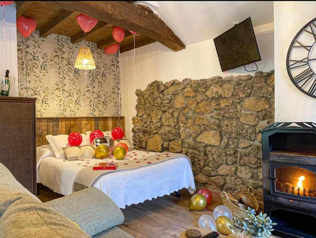 Apartamentos Rurales La Laguna Somiedo Valle de Lago Экстерьер фото