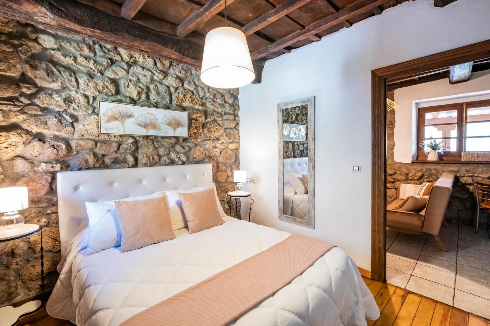 Apartamentos Rurales La Laguna Somiedo Valle de Lago Экстерьер фото