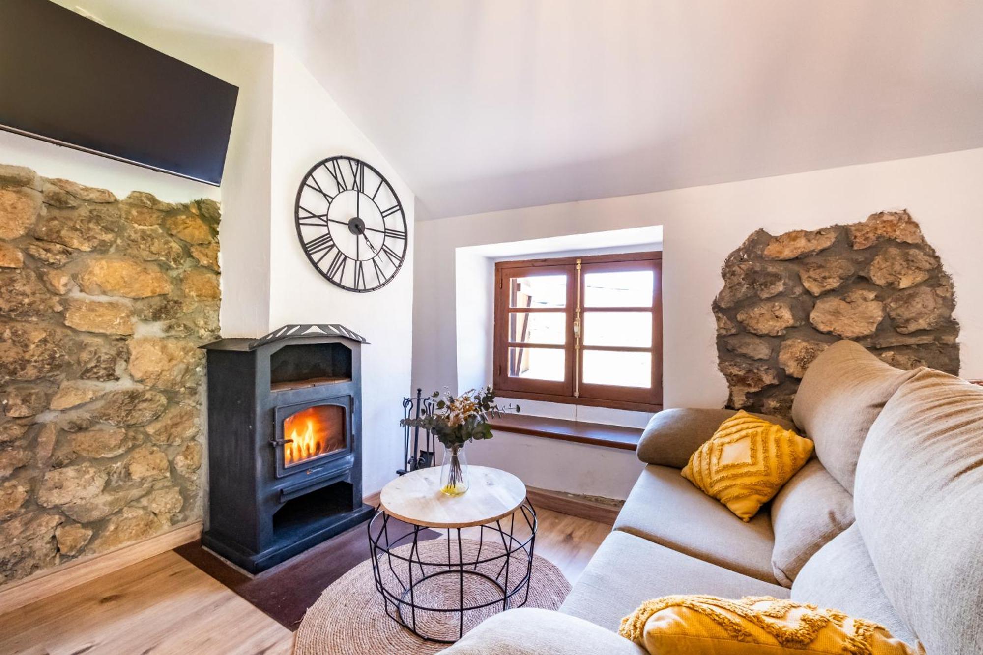 Apartamentos Rurales La Laguna Somiedo Valle de Lago Экстерьер фото