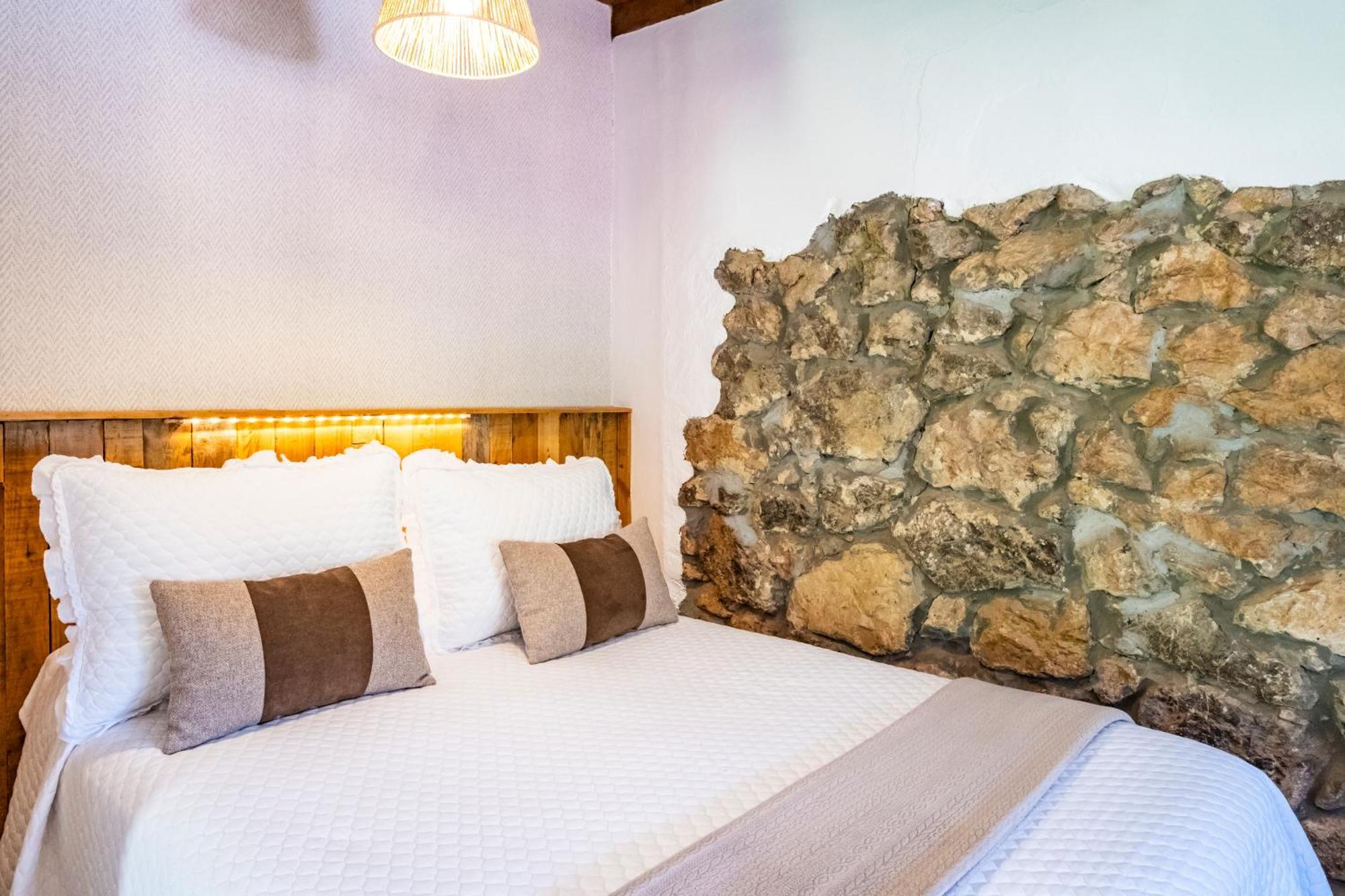 Apartamentos Rurales La Laguna Somiedo Valle de Lago Экстерьер фото