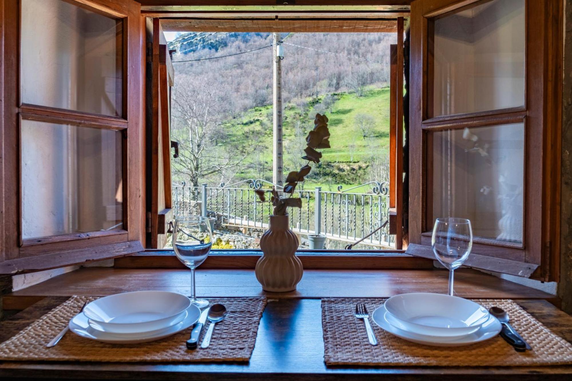 Apartamentos Rurales La Laguna Somiedo Valle de Lago Экстерьер фото