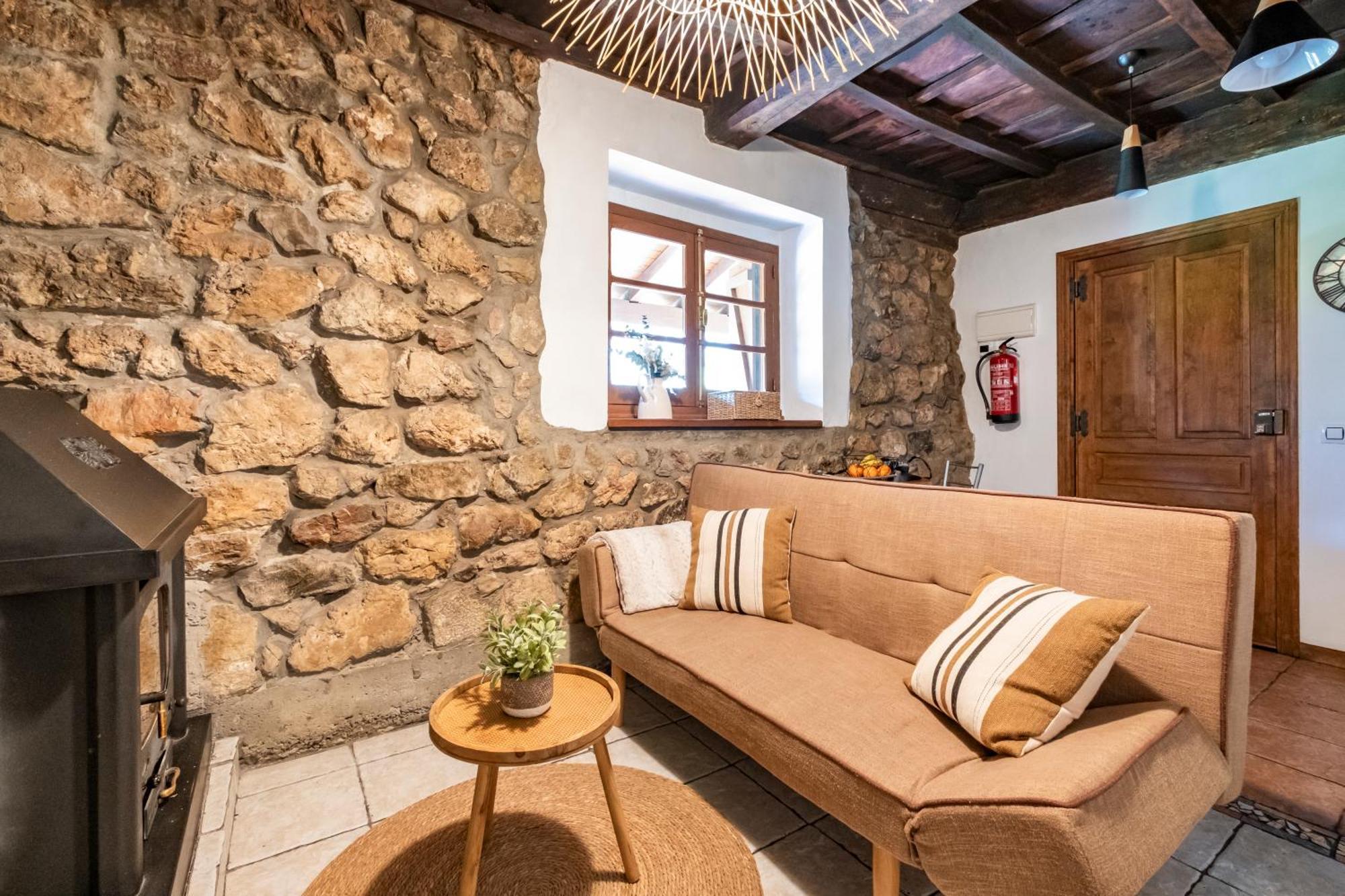 Apartamentos Rurales La Laguna Somiedo Valle de Lago Экстерьер фото