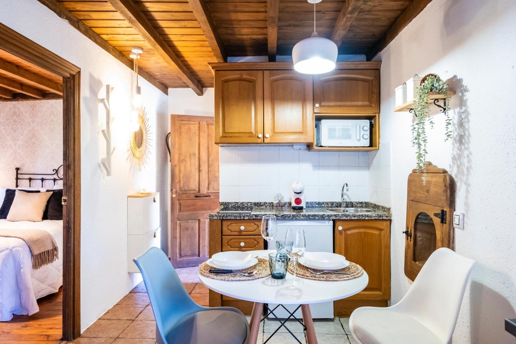 Apartamentos Rurales La Laguna Somiedo Valle de Lago Экстерьер фото