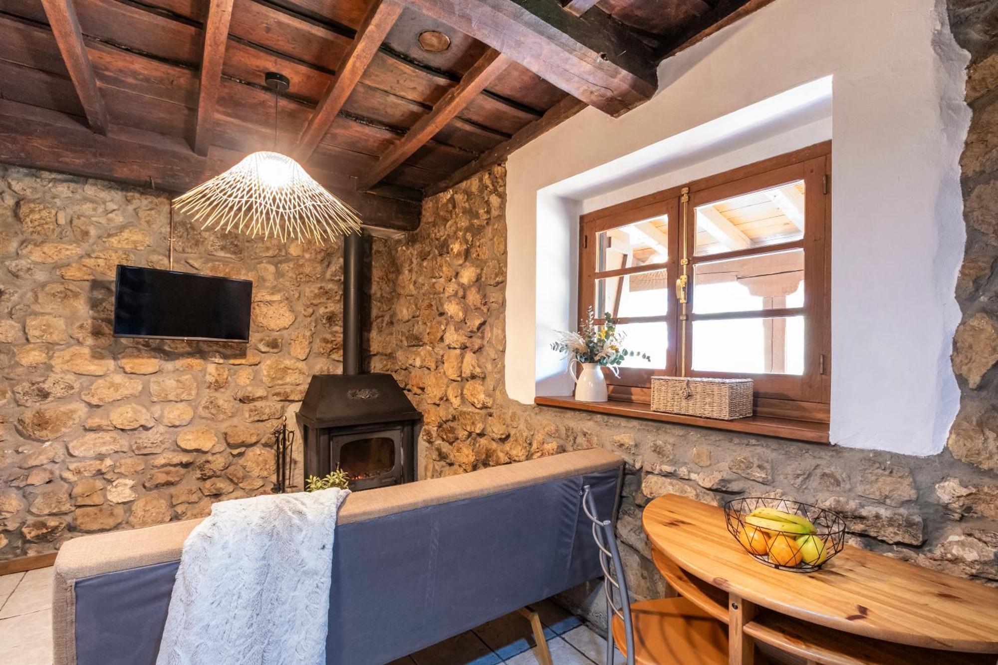 Apartamentos Rurales La Laguna Somiedo Valle de Lago Экстерьер фото